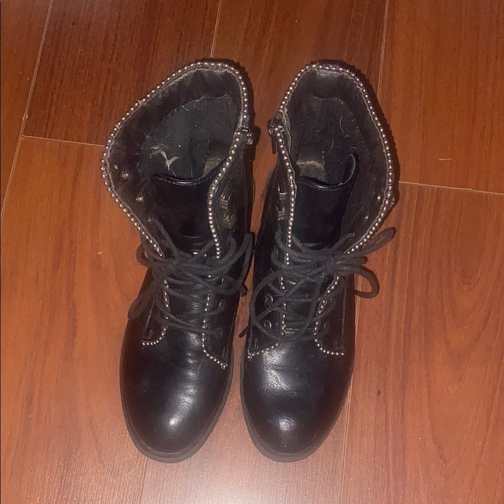 Stylish Black Women's Boots With Silver Details